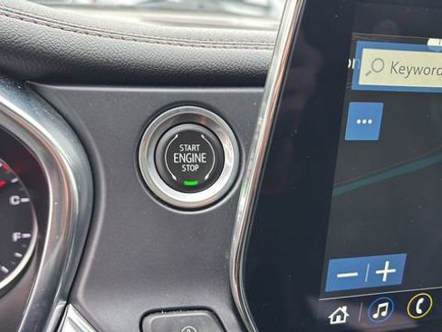 Used 2023 Chevrolet Blazer Premier w/ Enhanced Convenience Package image 28