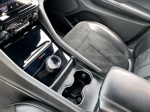 Certified 2024 Jeep Grand Cherokee Altitude image 16