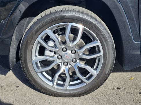 Certified 2023 GMC Terrain Denali w/ Denali Premium Package image 6