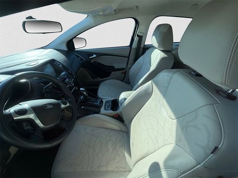 Used 2014 Ford Focus Electric Hatchback image 7