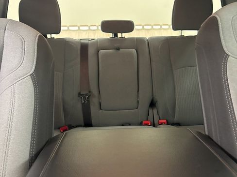 Used 2024 RAM 2500 Big Horn w/ Bed Utility Group image 29