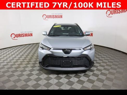 Used 2024 Toyota Corolla Cross SE image 16