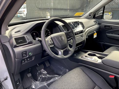 New 2026 Honda Ridgeline Sport image 9