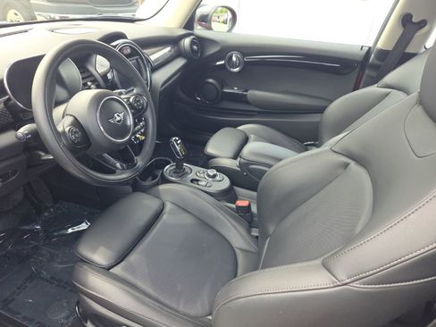 Used 2020 MINI Cooper SE w/ 6.5" Touchscreen Package image 3