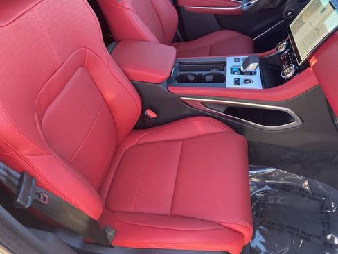 New 2025 Jaguar F-PACE R-Dynamic S AWD/4WD image 11