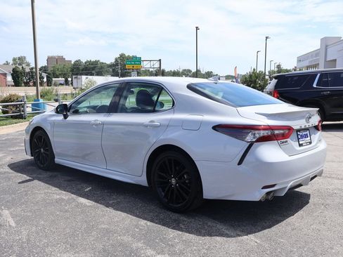 Used 2024 Toyota Camry XSE FWD image 5