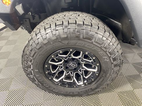 Used 2018 Jeep Wrangler Unlimited Sport S AWD/4WD image 11