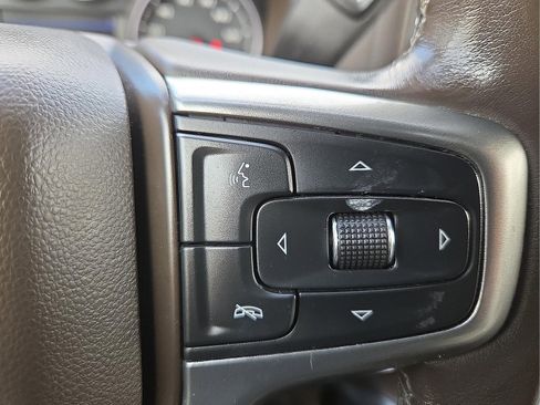 Used 2020 Chevrolet Silverado 2500 LTZ w/ LTZ Plus Package image 18