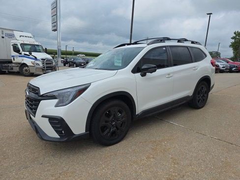 Used 2023 Subaru Ascent Onyx Edition Limited AWD/4WD image 3