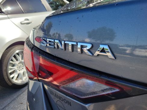 Used 2021 Nissan Sentra SV FWD image 10