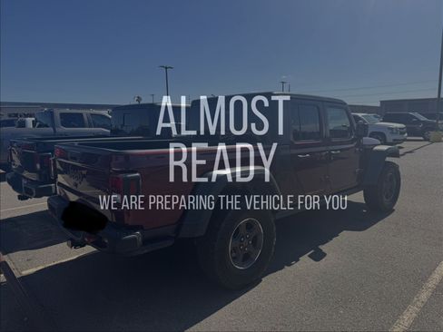 Used 2022 Jeep Gladiator Rubicon w/ Trailer Tow Package AWD/4WD image 4