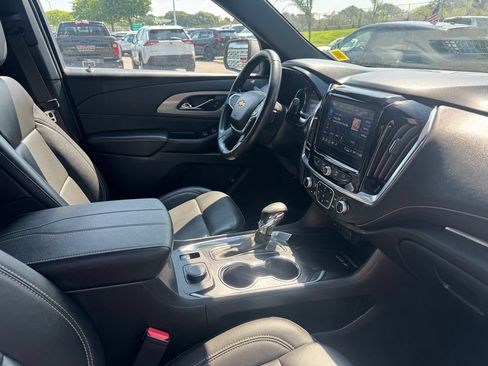 Used 2023 Chevrolet Traverse LT AWD/4WD image 26