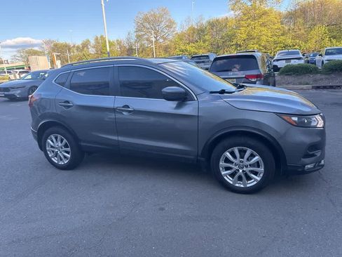 Used 2021 Nissan Rogue Sport SV image 10