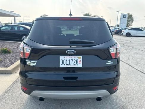 Used 2018 Ford Escape SE w/ SE Sync 3 Package AWD/4WD image 5