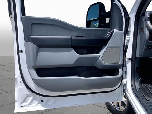 Used 2025 Ford F250 XL w/ XL Off-Road Package AWD/4WD image 19