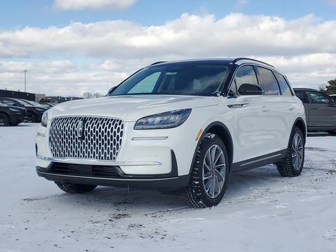 New 2026 Lincoln Corsair Premiere image 2