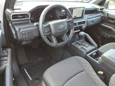 Used 2026 Toyota Tacoma SR image 14