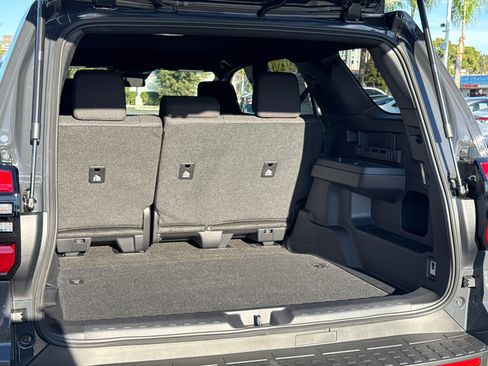 New 2026 Toyota 4Runner SR5 image 15