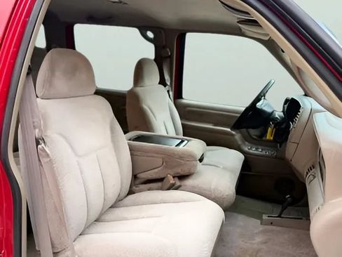 Used 1998 Chevrolet Silverado 3500 4x4 Crew Cab w/ Preferred Equipment Group 2 image 28