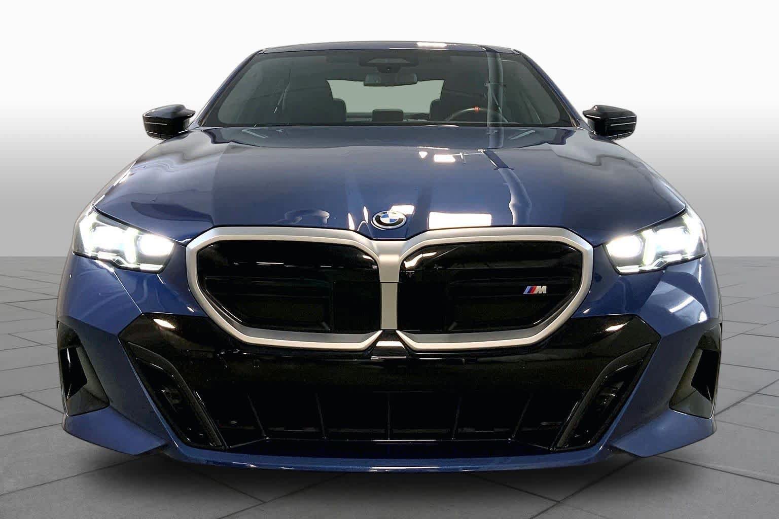 Used 2026 BMW i5 M60 AWD/4WD image 3