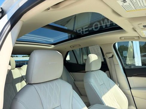 Certified 2023 Buick Envision Avenir AWD/4WD image 19