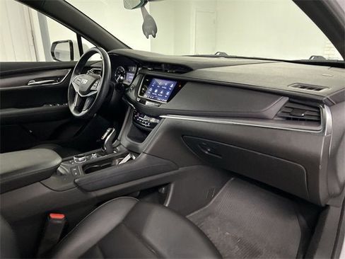 Certified 2021 Cadillac XT5 Luxury image 28