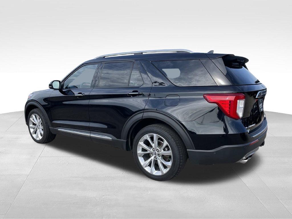 Used 2023 Ford Explorer Platinum w/ Technology Package AWD/4WD image 6
