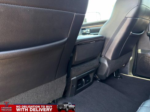 Used 2018 RAM 3500 Laramie w/ Cold Weather Group AWD/4WD image 26