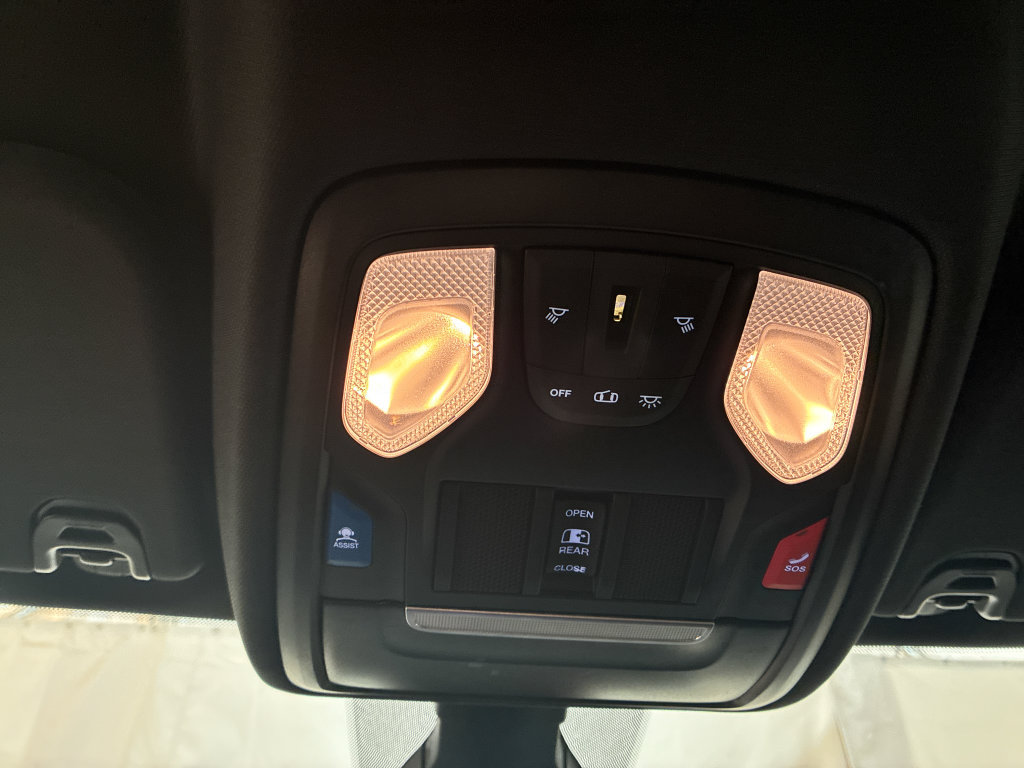 Used 2023 RAM 1500 Big Horn AWD/4WD image 29