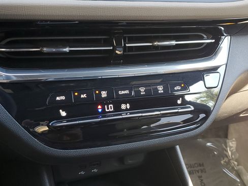 Used 2025 Buick Envista Avenir image 30