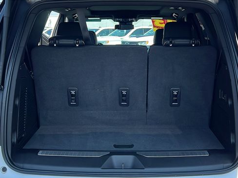 Certified 2023 GMC Yukon AT4 AWD/4WD image 12