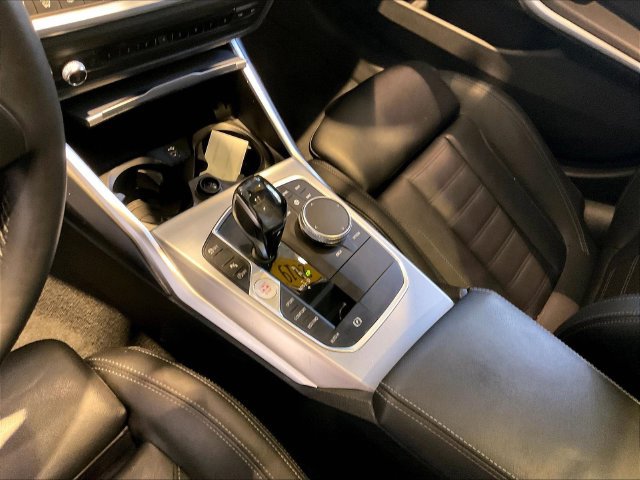 Used 2019 BMW 330i xDrive Sedan AWD/4WD image 16