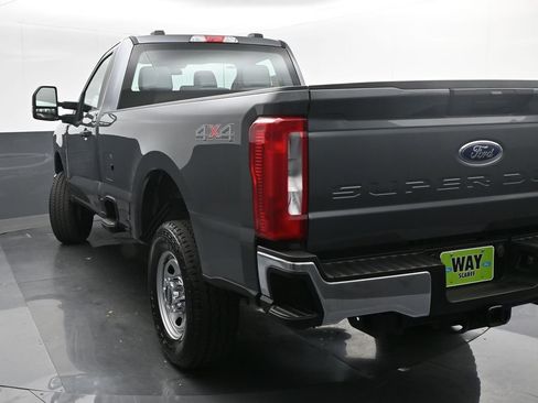 Used 2024 Ford F350 XL w/ XL Chrome Package image 4