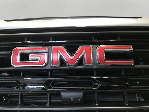 Used 2026 GMC Sierra 1500 Elevation w/ Elevation Premium Package image 23