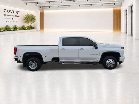Used 2020 Chevrolet Silverado 3500 High Country w/ LPO, Hitch Package AWD/4WD image 15