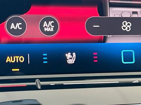 New 2026 Volkswagen Tiguan SEL R-Line image 29