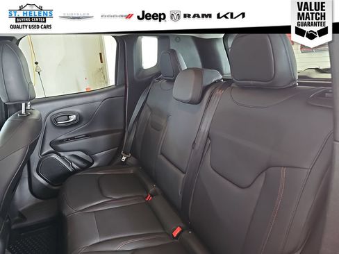 Used 2021 Jeep Renegade Trailhawk w/ Trailer Tow Group AWD/4WD image 21