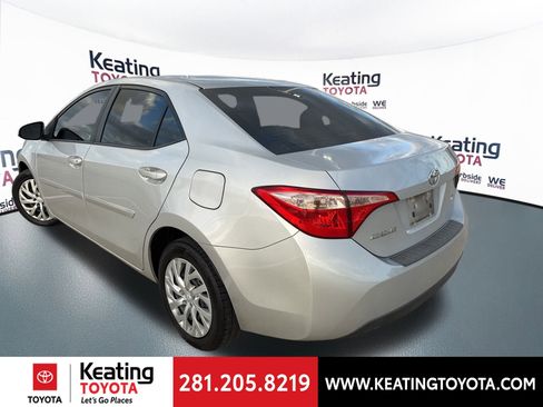 Used 2017 Toyota Corolla LE image 5