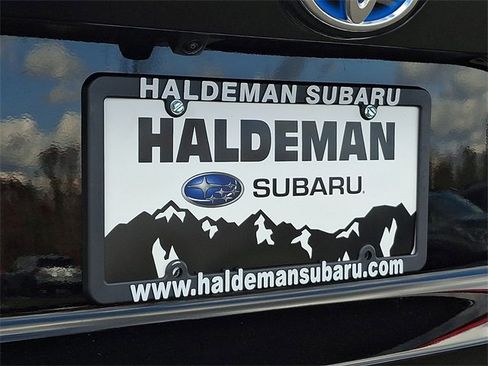 Used 2021 Toyota Venza LE image 30