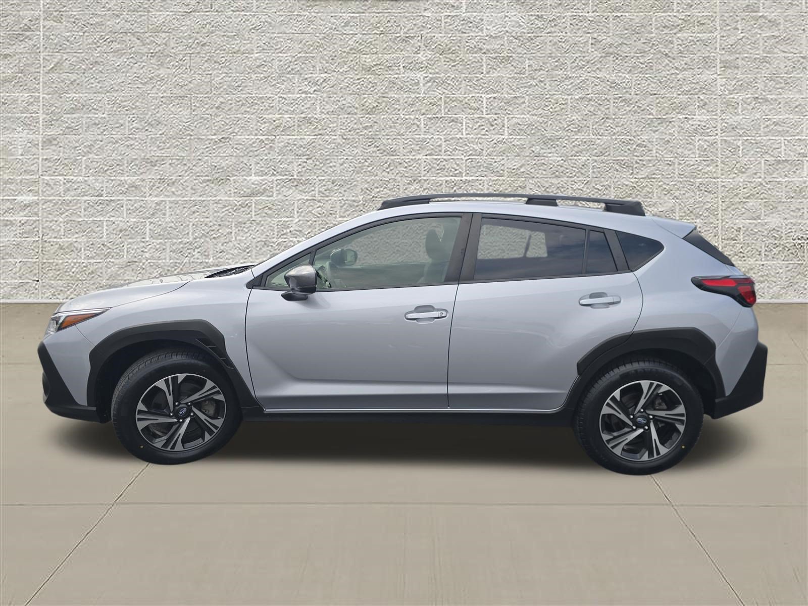 Used 2024 Subaru Crosstrek 2.0i Premium AWD/4WD image 4