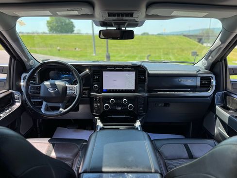 Used 2023 Ford F250 Lariat w/ Lariat Ultimate Package AWD/4WD image 24