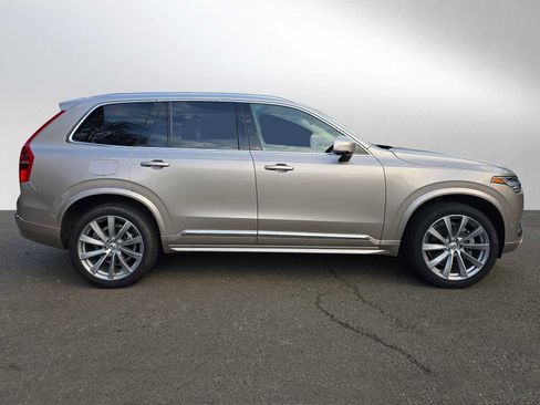 Used 2024 Volvo XC90 B6 Ultimate w/ Protection Package Premier image 2