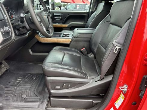 Used 2015 Chevrolet Silverado 2500 LTZ w/ Duramax Plus Package RWD image 18
