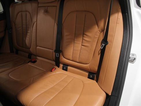 Used 2019 BMW X5 xDrive40i w/ Executive Package image 20