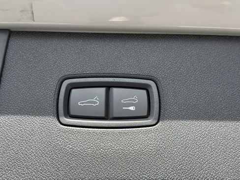 New 2026 Porsche Cayenne GTS AWD/4WD image 15