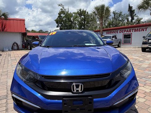 Used 2019 Honda Civic LX image 2
