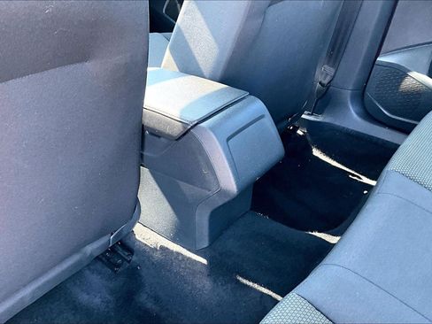 Used 2019 Volkswagen Jetta image 10