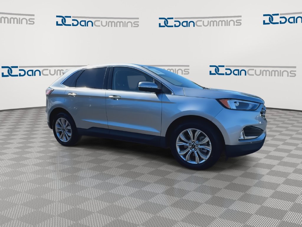 Used 2024 Ford Edge Titanium AWD/4WD image 2