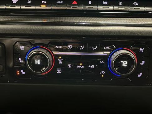 New 2026 Chevrolet Silverado 2500 ZR2 image 26