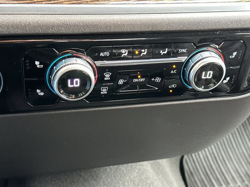 Used 2024 GMC Sierra 1500 Elevation image 19